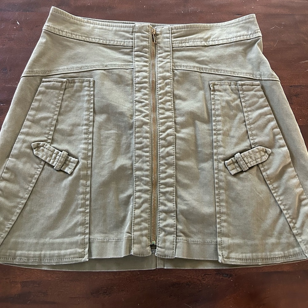 Zara Cargo Skirt size L